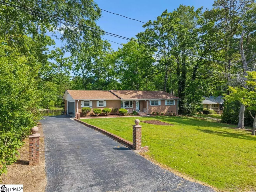 Spartanburg, SC 29301,307 Pine Lake Court