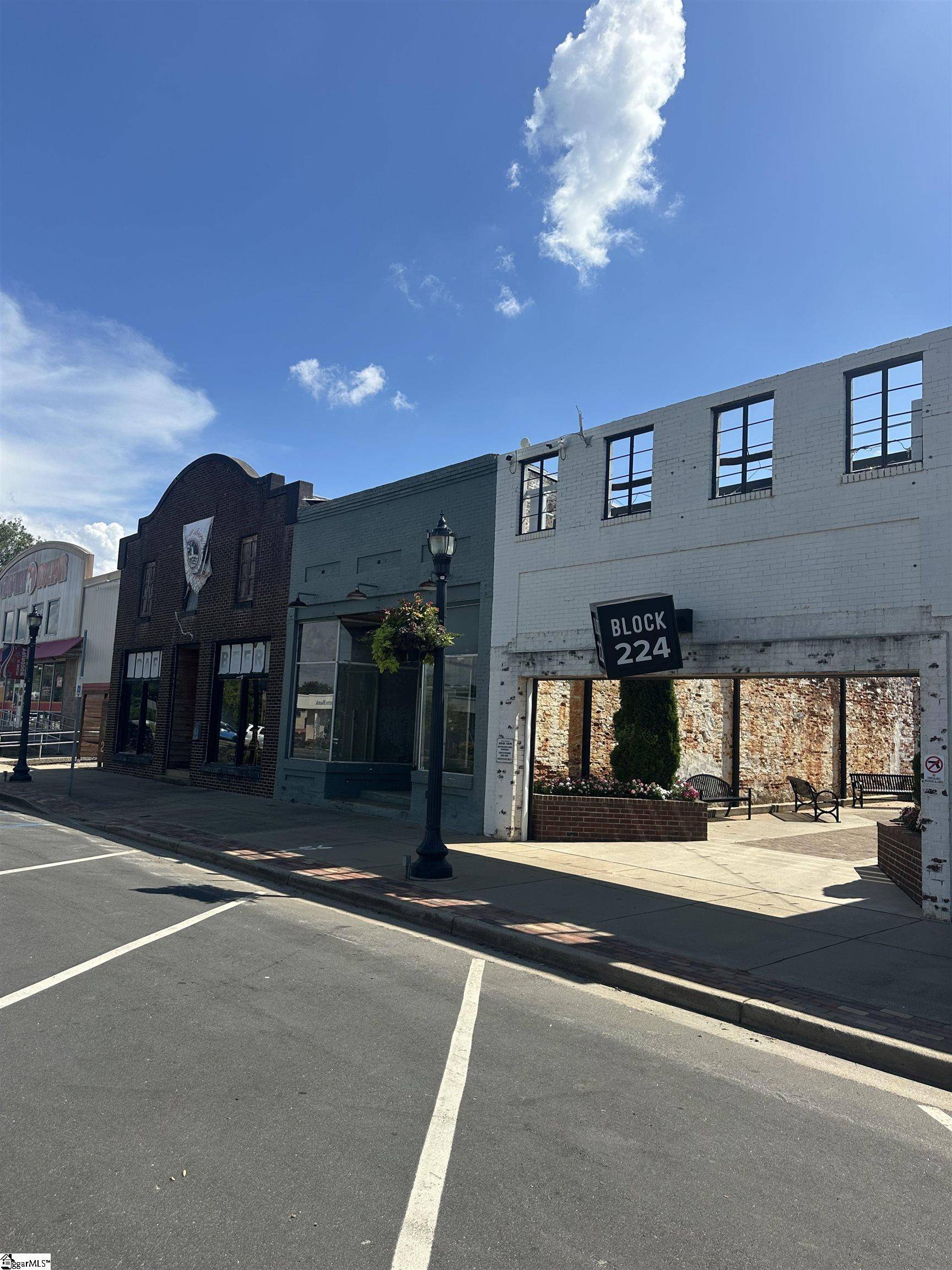 226 S Main Street, Woodruff, SC 29388