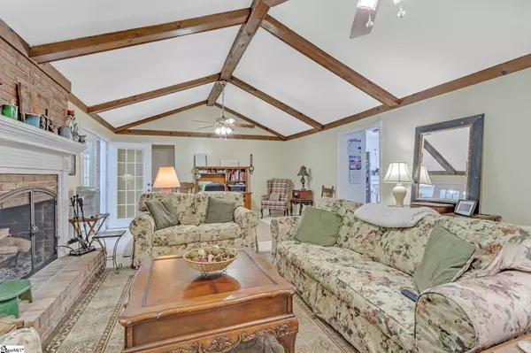 Easley, SC 29640,303 Asbury Circle