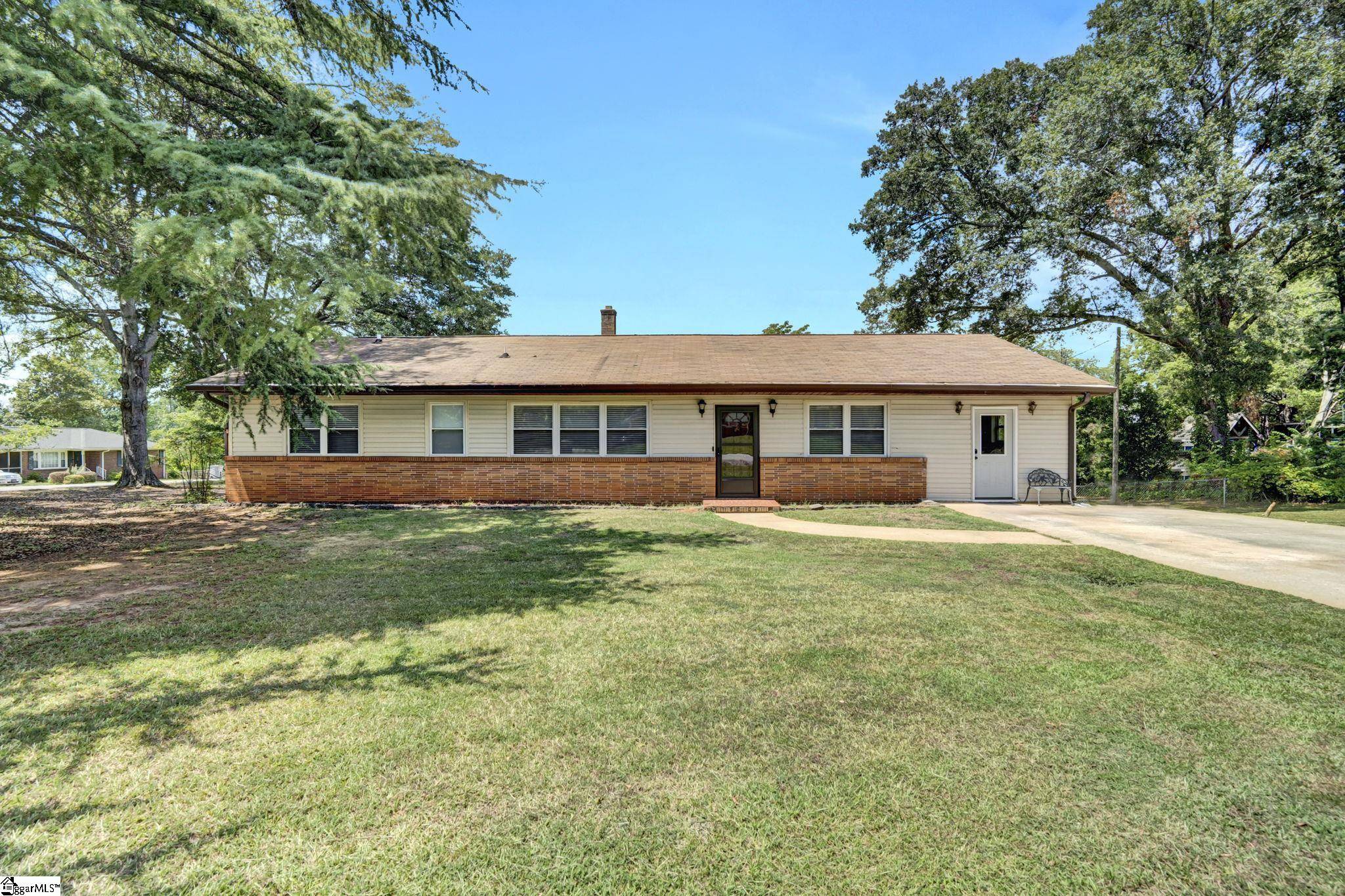 21 Wilcun Drive, Greenville, SC 29617