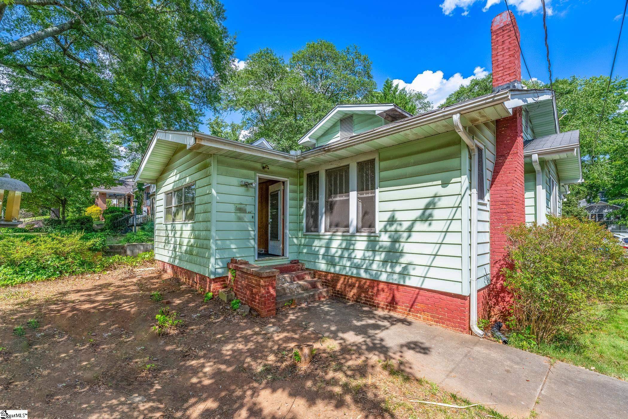 Greenville, SC 29605,215 Grove Road