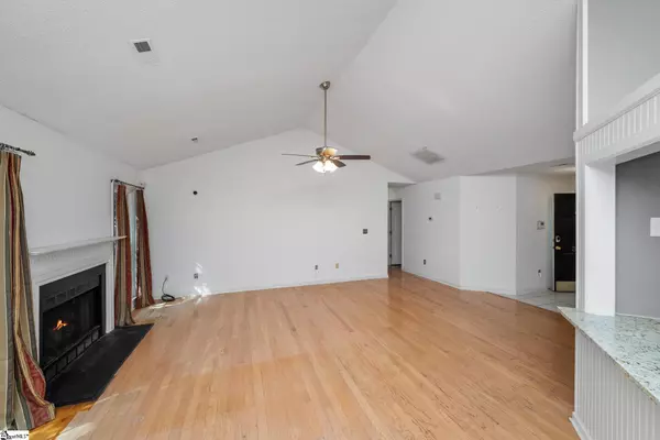 Simpsonville, SC 29680,35 Chinaberry Lane