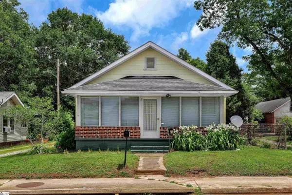 712 W Main Street, Easley, SC 29640