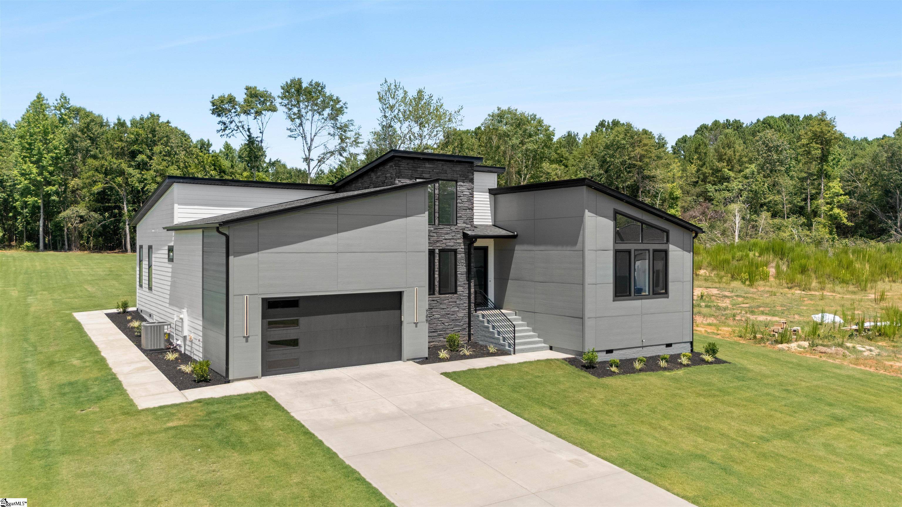 Wellford, SC 29385,749 New South Court