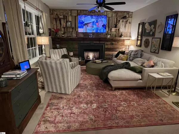 Simpsonville, SC 29681,224 Teaticket Court