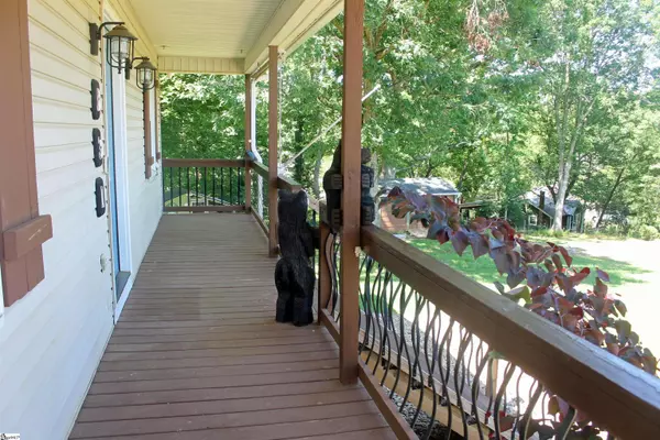 Travelers Rest, SC 29690-9776,831 Tubbs Mt Road
