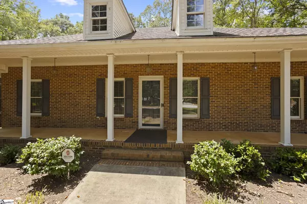 Pelzer, SC 29669,142 Snow Road