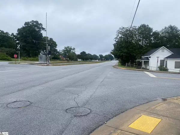 Clinton, SC 29325,601 W Carolina Avenue