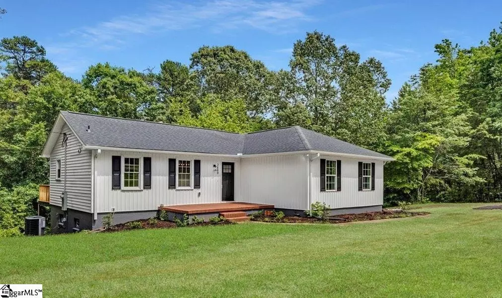 2400 Tigerville Road, Travelers Rest, SC 29690