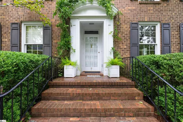 Greenville, SC 29607,7 Blenheim Court