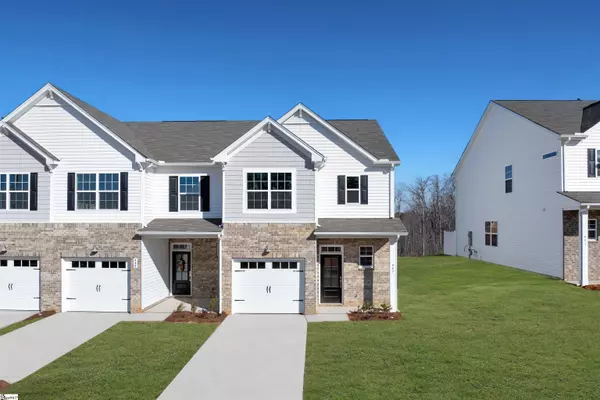 447 Lee's Corner Lane, Woodruff, SC 29388