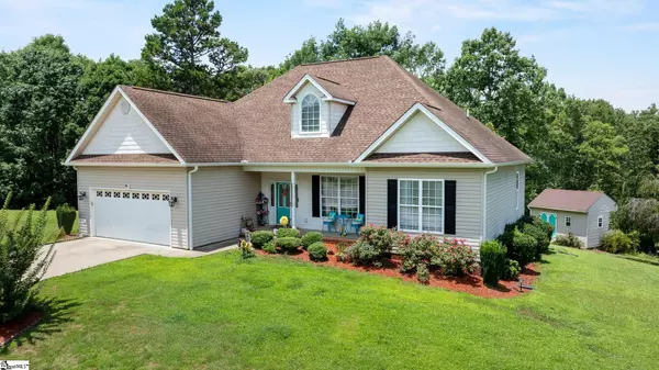 715 Tudor Lane, Boiling Springs, SC 29316