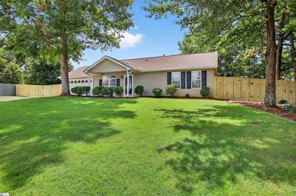 407 Ariel Court, Fountain Inn, SC 29645