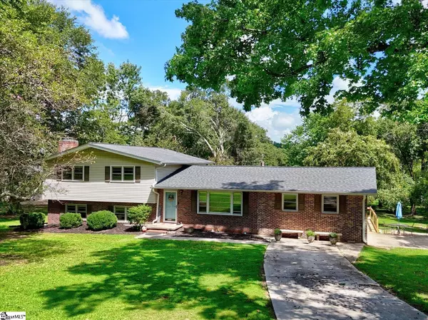 107 Meadow Lane, Liberty, SC 29657