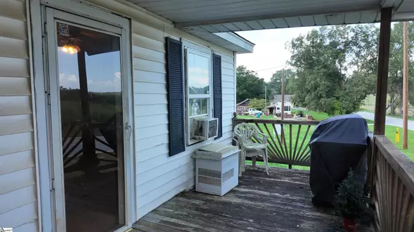 Blacksburg, SC 29702-839,335 Eds Road