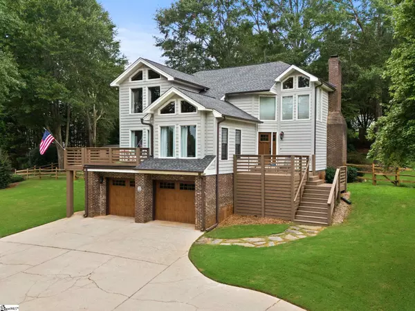 323 Bass Cove Drive, Taylors, SC 29687