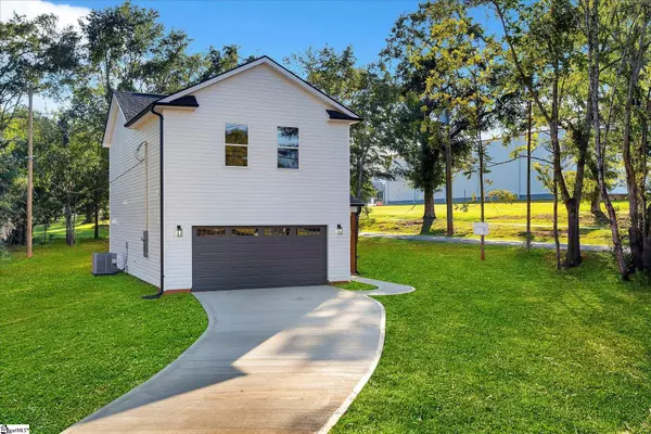 Wellford, SC 29385,1129 Old Spartanburg Highway
