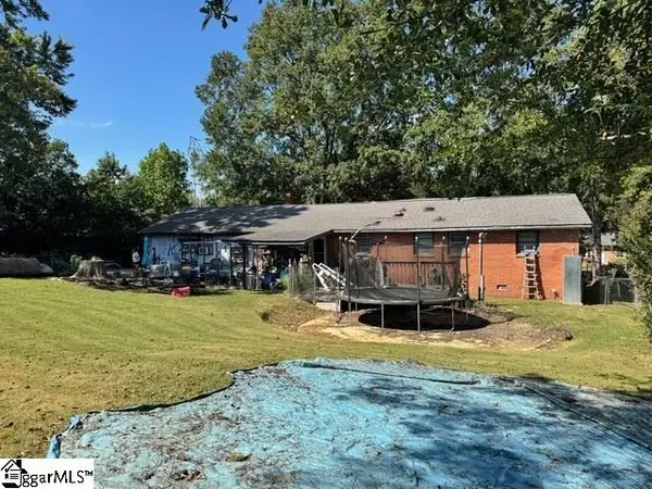 Taylors, SC 29687,3 Greenway Court