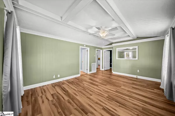 Liberty, SC 29657,7 Clay Street