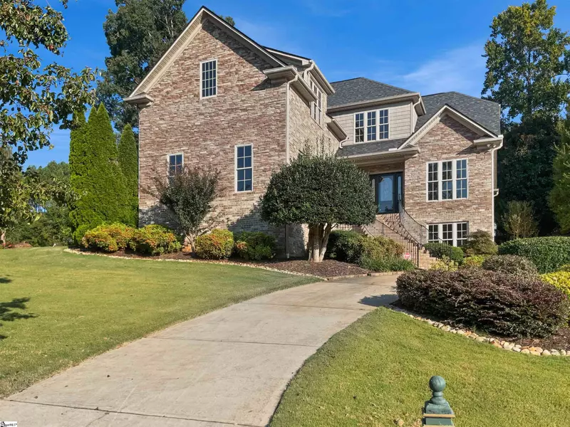 710 Mosswood Lane, Spartanburg, SC 29301