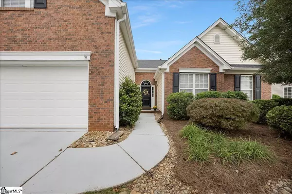 Simpsonville, SC 29681,17 Smokehouse Drive