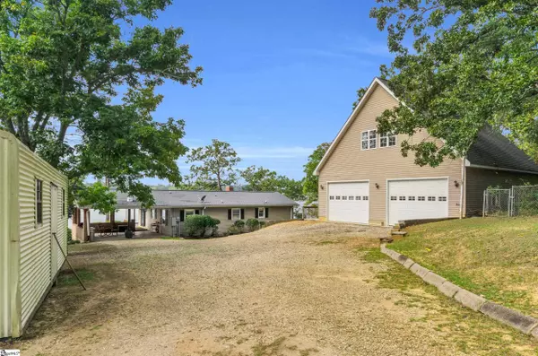 Waterloo, SC 29384,182 Lake Overlook Road