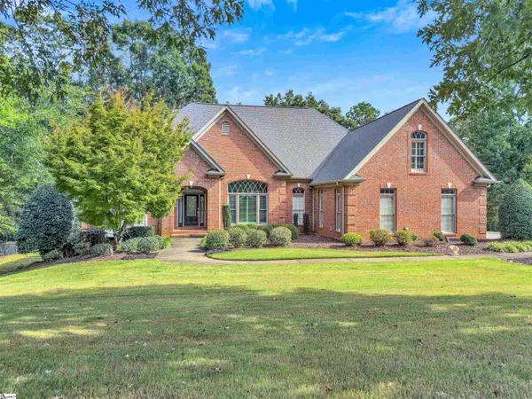 853 Oakcrest Road, Spartanburg, SC 29301