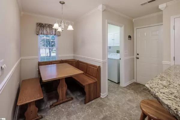 Seneca, SC 29672,192 Walker Point