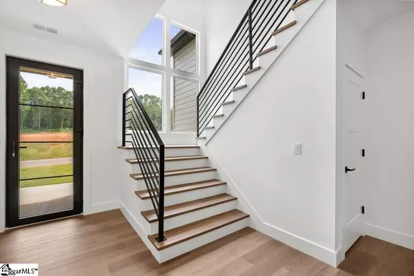 Inman, SC 29349,2032 Blessed Drive