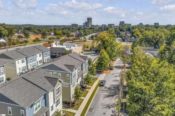 Greenville, SC 29601,11 Keat Avenue