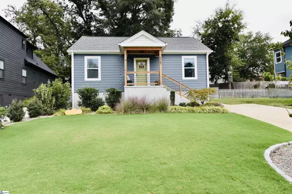 213/215 S Calhoun Street, Greenville, SC 29601