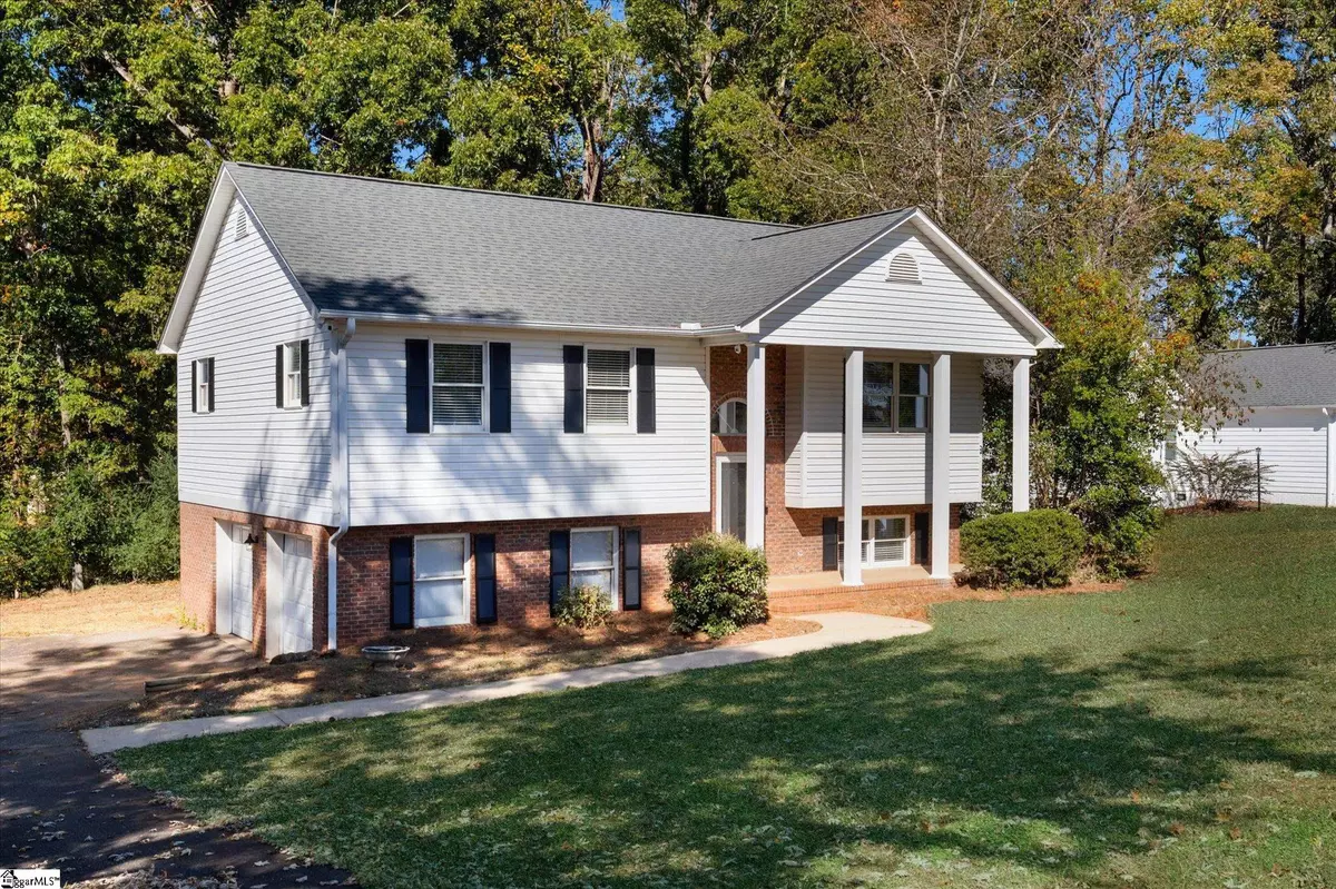 Moore, SC 29369,130 Poplar Knoll Drive
