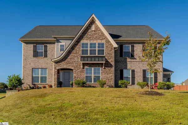 609 Crossmont Way, Simpsonville, SC 29681