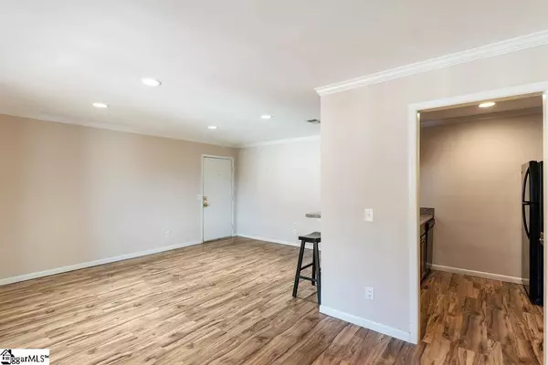 Clemson, SC 29631,220 Elm Street