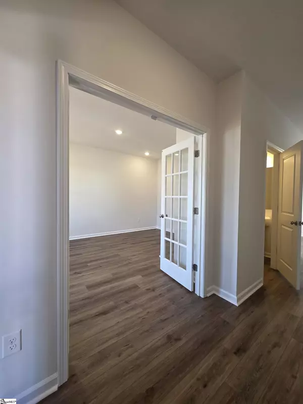 Chesnee, SC 29323,7068 Fairview Falls Drive