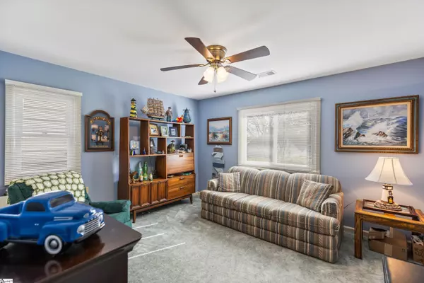 Greenville, SC 29615,112 N Woodgreen Way