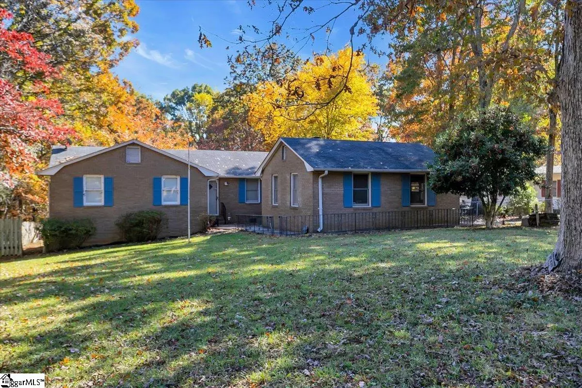 Simpsonville, SC 29680,219 Greenbriar Drive