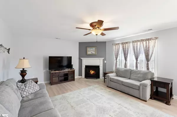 Simpsonville, SC 29681,23 Ivyberry Road