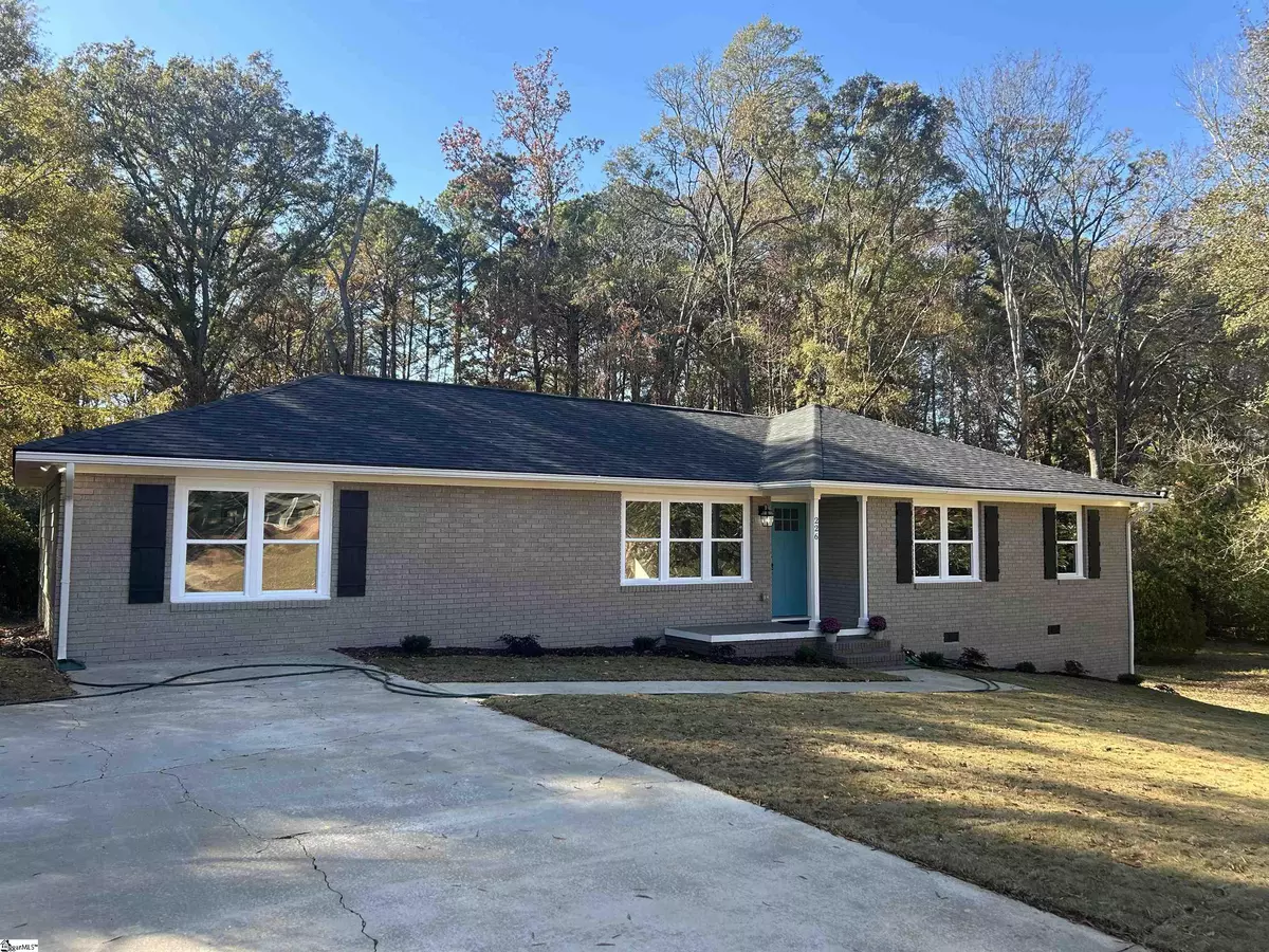 Clinton, SC 29325,226 Lakewood Drive