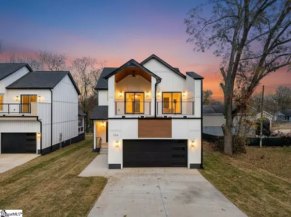 104 West Avenue, Greenville, SC 29611-4622