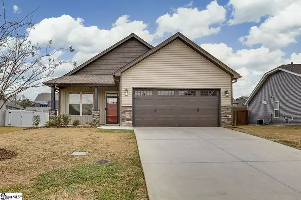 18 Forest Ridge Way, Greenville, SC 29617