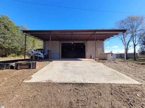 Easley, SC 29640,533 Crest Drive