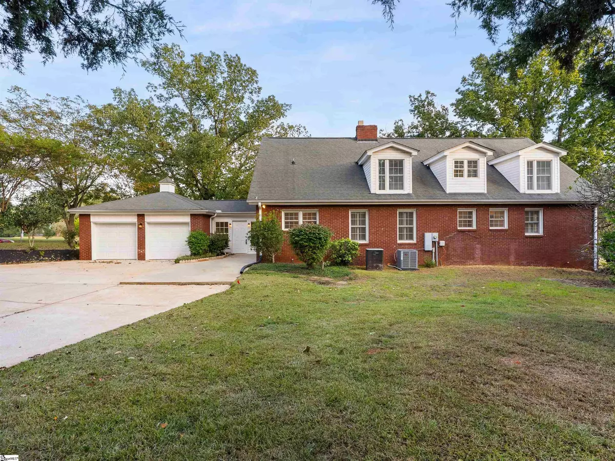 Anderson, SC 29621,1429 E Calhoun Street