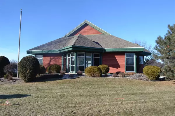 5703 HWY A, Oshkosh, WI 54901-9764