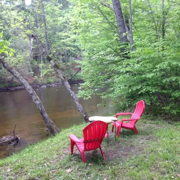 12439 LOGAN RD, Suring, WI 54174-9366