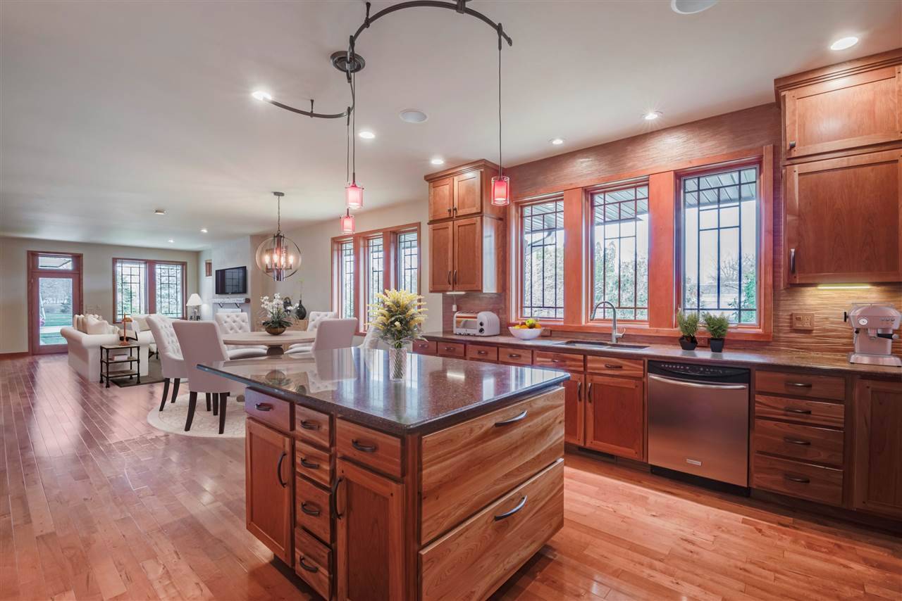 Fond Du Lac, WI 54935-1955,160 E HARBOR VIEW DR
