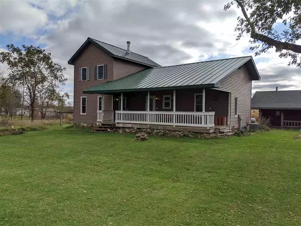 W5507 PORTER RD, Shawano, WI 54166