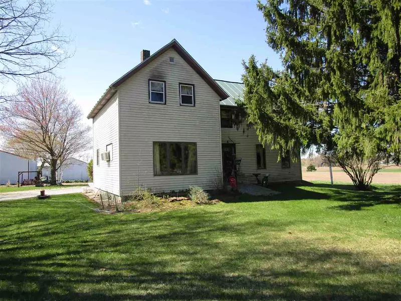 W3301 HWY 156, Pulaski, WI 54162-8371