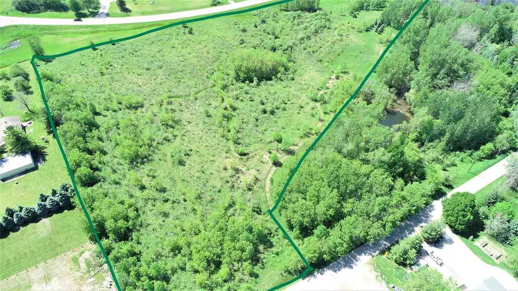 PALM TREE RD #3, Saint Cloud, WI 53079-1401