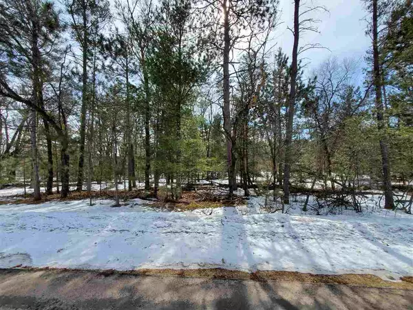 W4937 LULU LAKE DR, Shawano, WI 54166